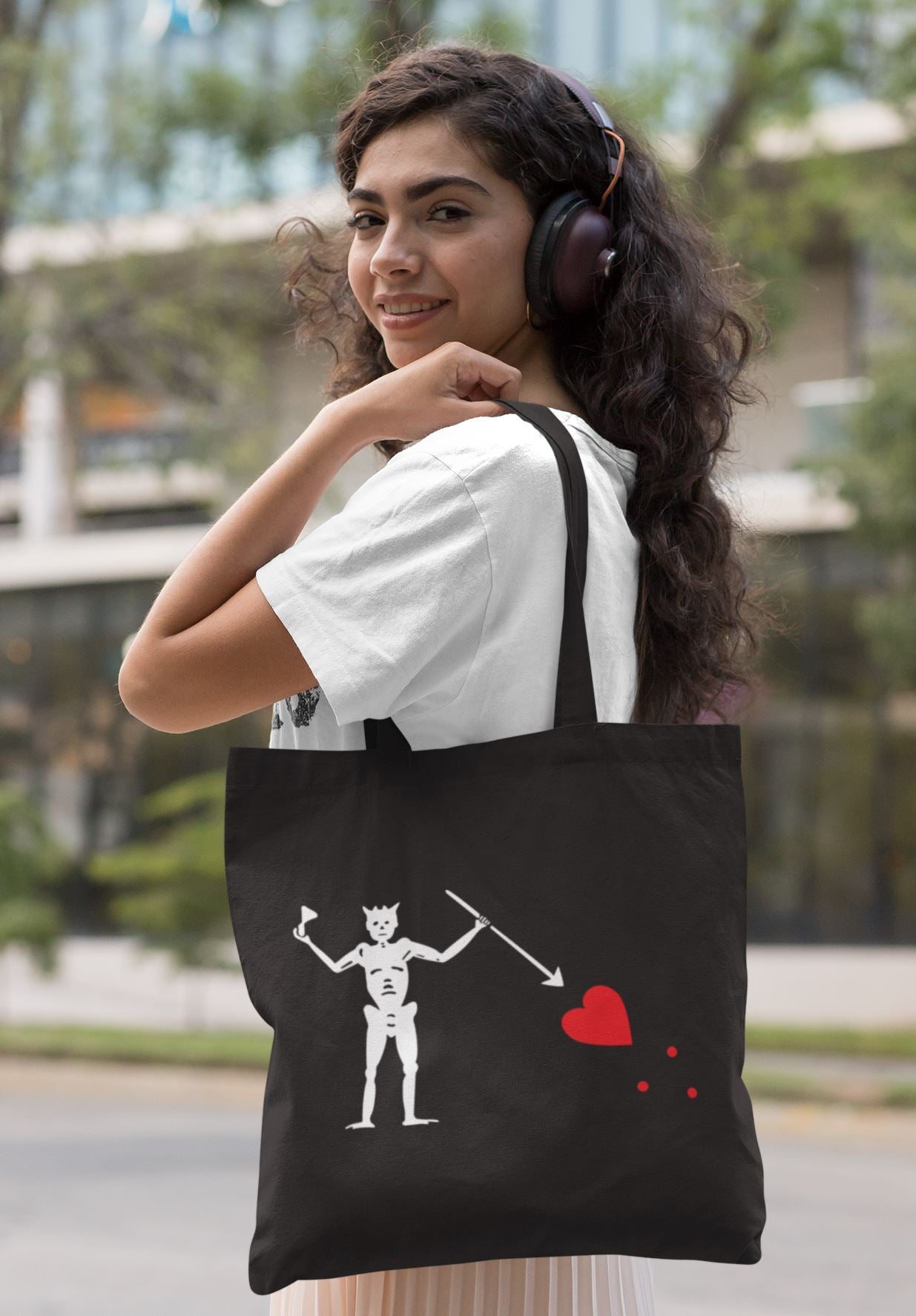 Blackbeard flag Tote Bag - House of Swank